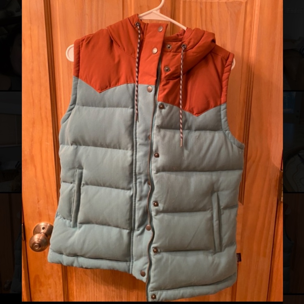 Bivy Hooded Vest